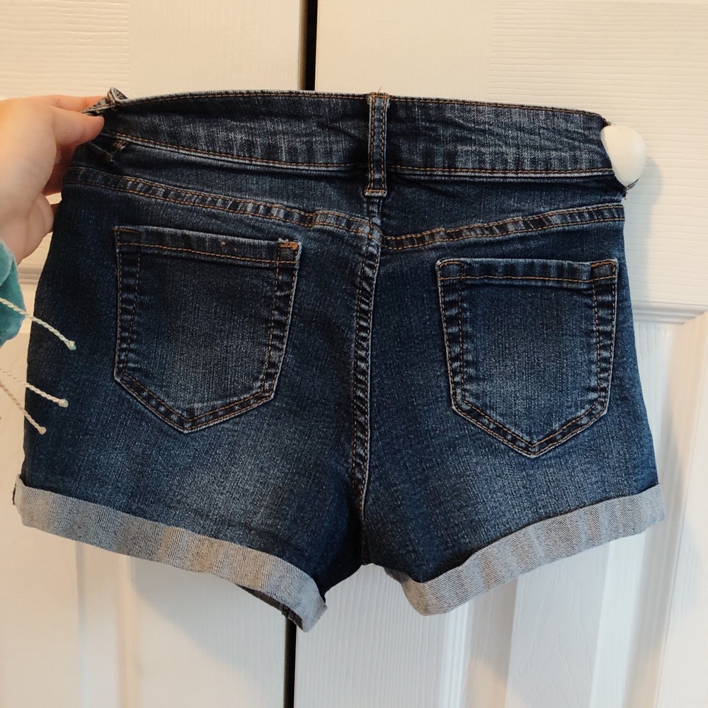 Jean Shorts! - Picture 2 of 4
